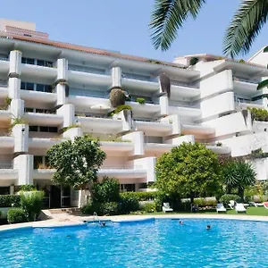 Atico En Centro, Segunda Linea Playa 731 Apartamento Marbella